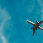 Do embarque à aterrissagem: normas para eletrônicos e o dilema dos upgrades